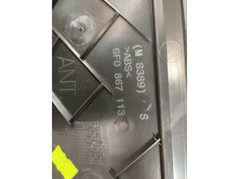 Recambio de guarnecido puerta delantera izquierda para seat arona xperience referencia OEM IAM 6F0867113  