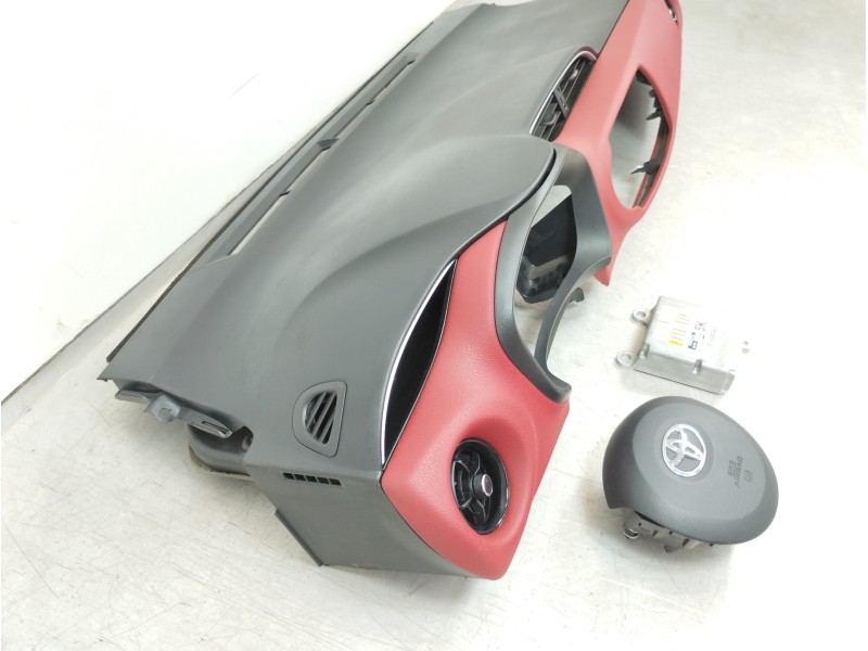 Recambio de kit airbag para toyota yaris hsd active referencia OEM IAM 553020D180 891700DC70 451300D630