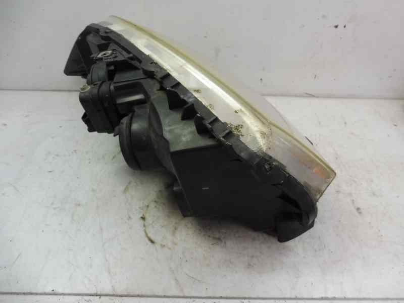 Recambio de faro izquierdo para renault megane ii classic berlina confort dynamique referencia OEM IAM   