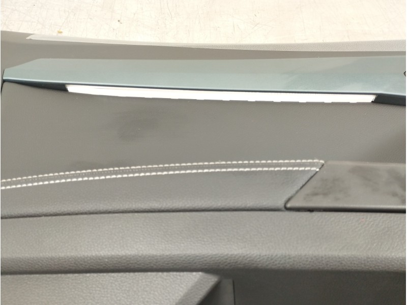 Recambio de guarnecido puerta delantera izquierda para seat arona xperience referencia OEM IAM 6F0867113  