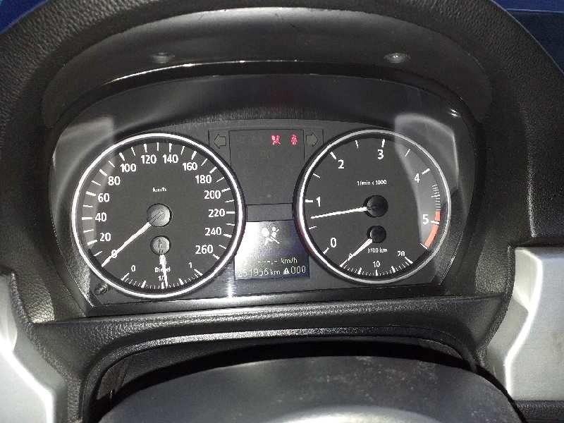 Recambio de cuadro instrumentos para bmw serie 3 berlina (e90) 330d referencia OEM IAM 698348701  