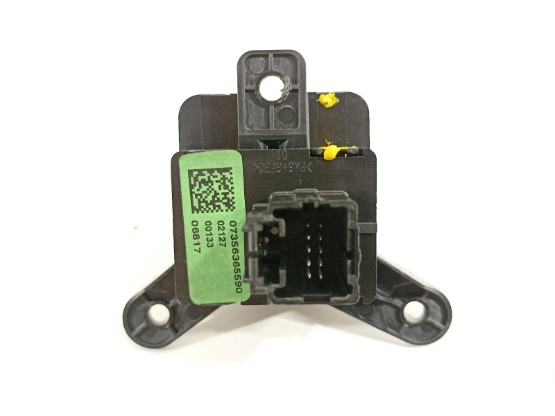 Recambio de palanca freno de mano para jeep renegade deserthawk 4wd referencia OEM IAM 7356365590  