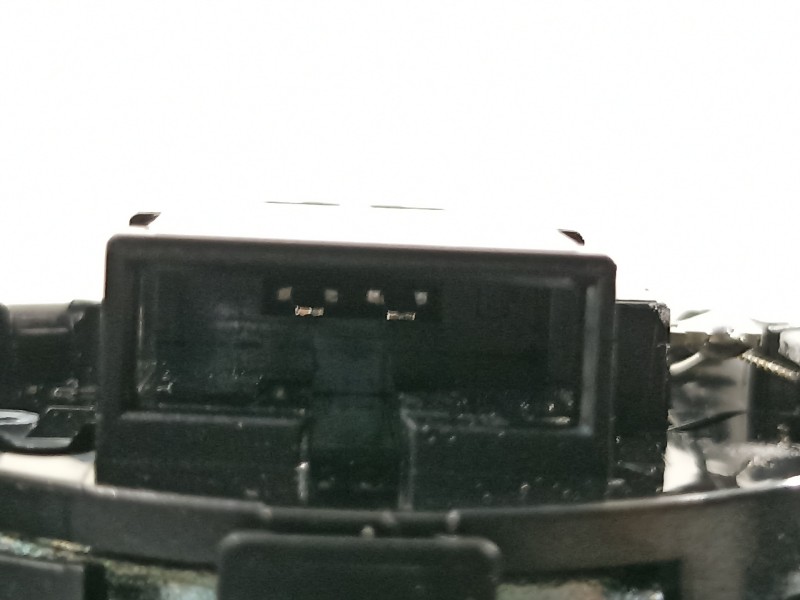 Recambio de moldura para seat arona xperience referencia OEM IAM 6F9867233  