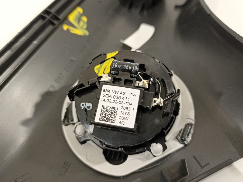 Recambio de moldura para seat arona xperience referencia OEM IAM 6F9867233  