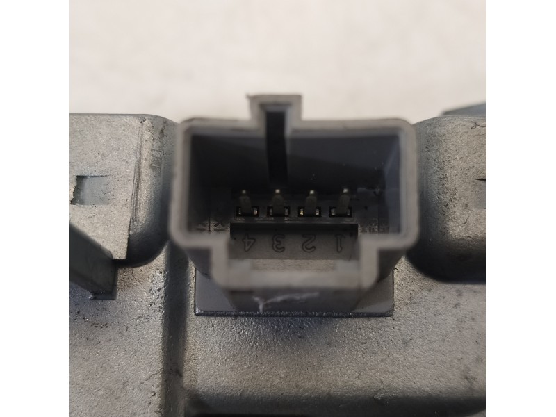 Recambio de antirrobo para volvo v40 cross country plus referencia OEM IAM P31340956  