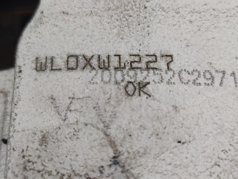 Recambio de pinza freno delantera izquierda para hyundai tucson style 2wd referencia OEM IAM WL0XW1227 71100 