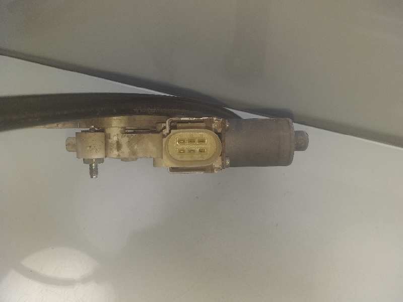 Recambio de elevalunas delantero izquierdo para bmw serie 3 berlina (e90) 330d referencia OEM IAM 51337140587  