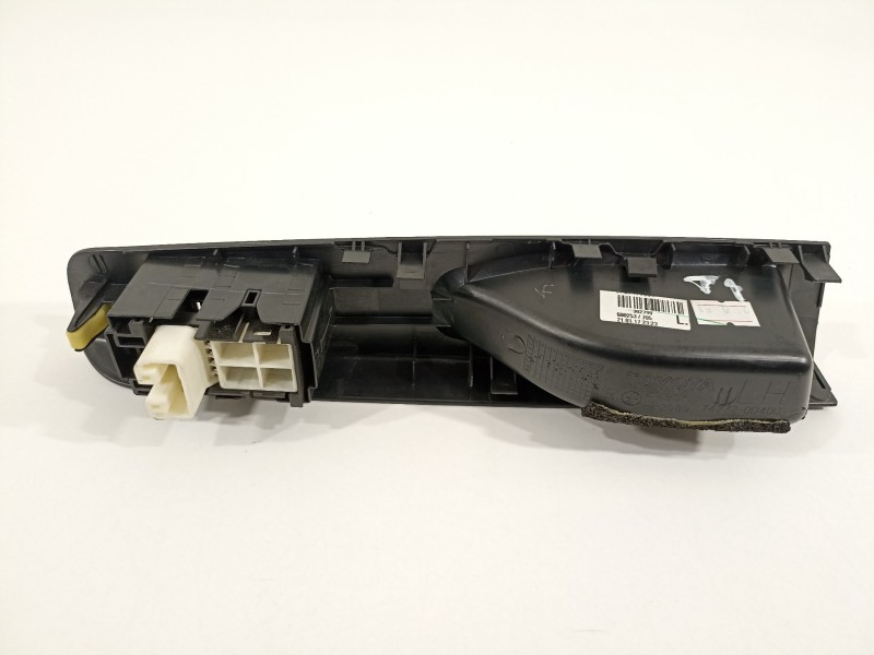 Recambio de mando elevalunas trasero izquierdo para toyota yaris hsd active referencia OEM IAM 742720D400 8292B6D 