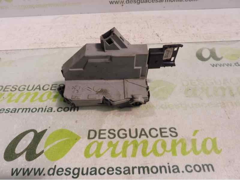 Recambio de cerradura puerta trasera derecha para peugeot 308 sport referencia OEM IAM 9856716480  