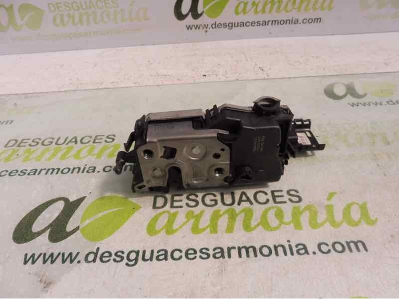 Recambio de cerradura puerta trasera derecha para peugeot 308 sport referencia OEM IAM 9856716480  