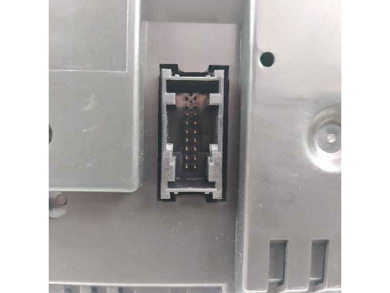 Recambio de cuadro instrumentos para bmw serie 3 berlina (e90) 320d referencia OEM IAM 6974659 IK697465901Z 1025350