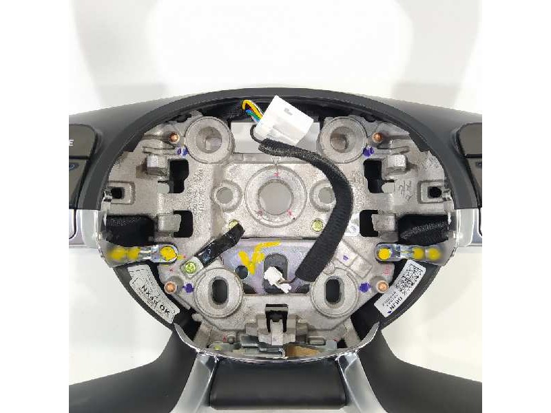 Recambio de volante para hyundai tucson style 2wd referencia OEM IAM 56113N9000 56170N9000 20102700081