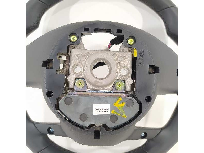 Recambio de volante para hyundai tucson style 2wd referencia OEM IAM 56113N9000 56170N9000 20102700081