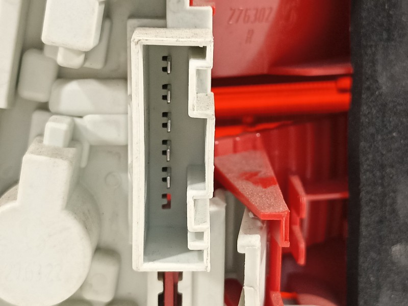 Recambio de piloto trasero derecho para bmw serie 3 berlina (e90) 320d referencia OEM IAM 63216937458 693745829 