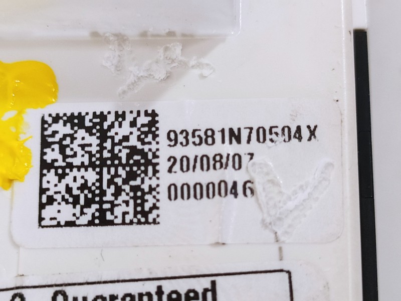 Recambio de mando elevalunas delantero derecho para hyundai tucson style 2wd referencia OEM IAM 93581N70504X  