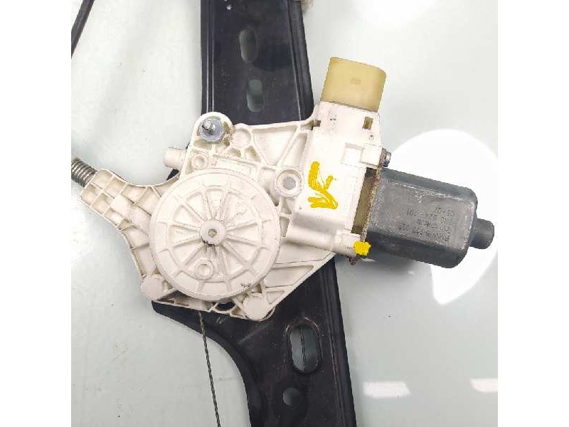 Recambio de elevalunas delantero izquierdo para bmw serie 3 berlina (e90) 320d referencia OEM IAM 6927027 0130822226 7060265S