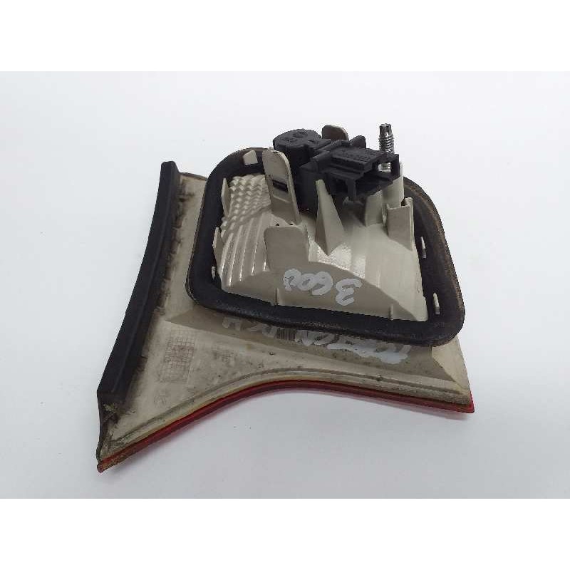 Recambio de piloto trasero derecho para audi a4 berlina (8e) 2.0 tdi 16v (103kw) referencia OEM IAM 8E5945094A  