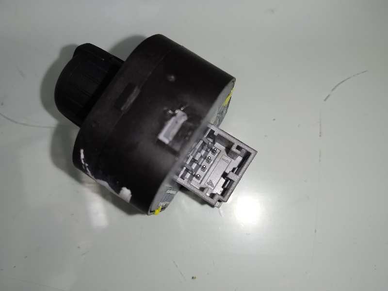 Recambio de mando retrovisor para audi a4 berlina (8e) 2.0 tdi 16v (103kw) referencia OEM IAM 8E0959565  