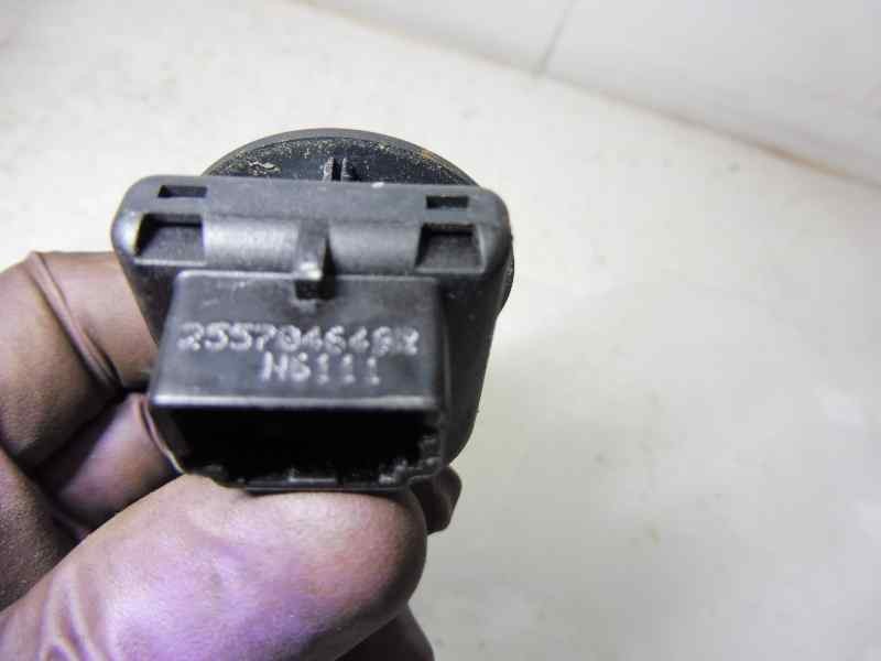 Recambio de mando retrovisor para renault master kasten l4h3 gka 3,5t referencia OEM IAM 255704649R  
