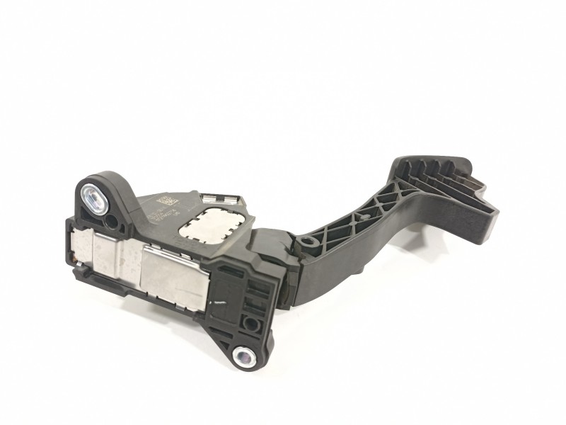 Recambio de potenciometro pedal para toyota yaris hsd active referencia OEM IAM 781100D110  
