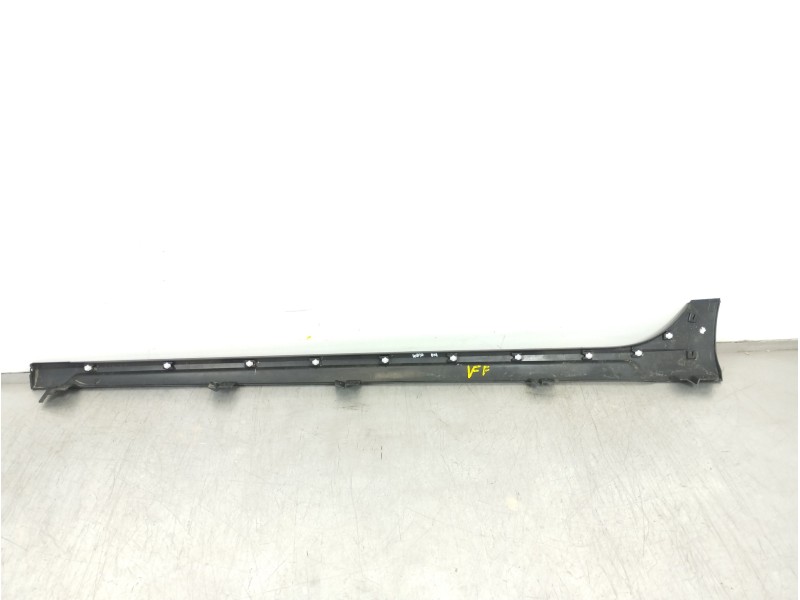 Recambio de faldon lateral para seat arona xperience referencia OEM IAM 6F9853852  