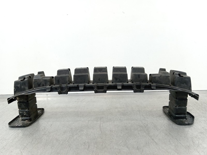 Recambio de refuerzo paragolpes delantero para jeep renegade deserthawk 4wd referencia OEM IAM   