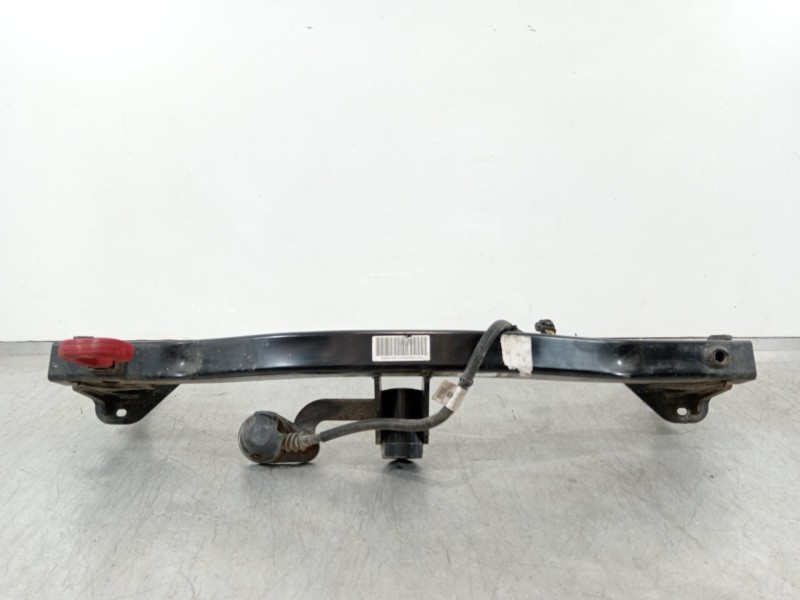 Recambio de refuerzo paragolpes trasero para jeep renegade deserthawk 4wd referencia OEM IAM 51965182  