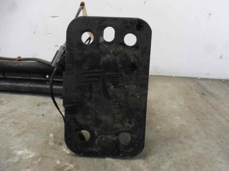 Recambio de refuerzo paragolpes delantero para ford fusion (cbk) elegance referencia OEM IAM   