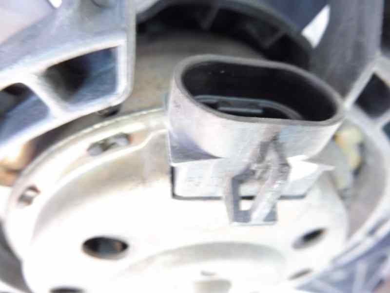 Recambio de electroventilador para lancia ypsilon (101) 1.3 16v multijet platino referencia OEM IAM 13000800 9010857 