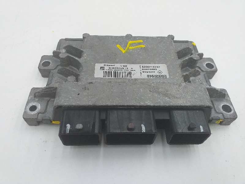 Recambio de centralita motor uce para renault twingo authentique referencia OEM IAM 8200774747 8200700695 S120200113A