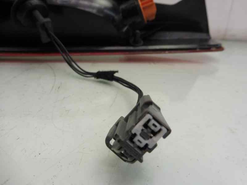 Recambio de piloto trasero izquierdo para ford focus lim. (cb4) trend referencia OEM IAM 8M5113405A  