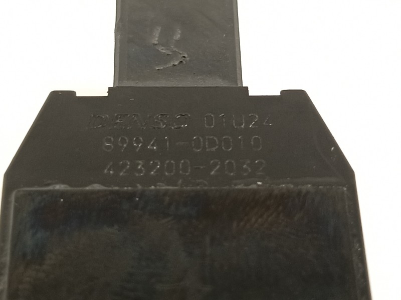 Recambio de sensor para toyota yaris hsd active referencia OEM IAM 899410D010 4232002032 