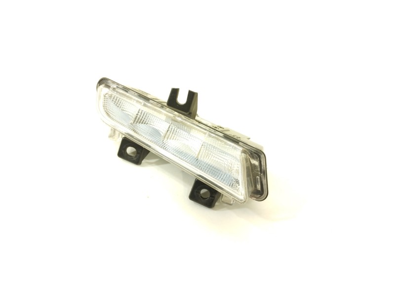 Recambio de piloto delantero izquierdo para renault captur adventure referencia OEM IAM 266059367R 89208551 