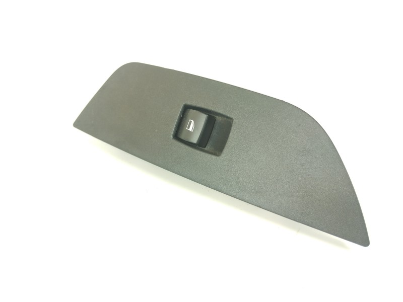 Recambio de mando elevalunas trasero derecho para bmw x1 (e84) sdrive 18d referencia OEM IAM 6935534 15979800 