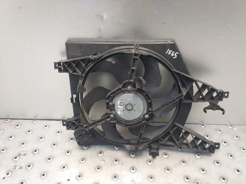 Recambio de electroventilador para renault twingo authentique referencia OEM IAM 822369312  