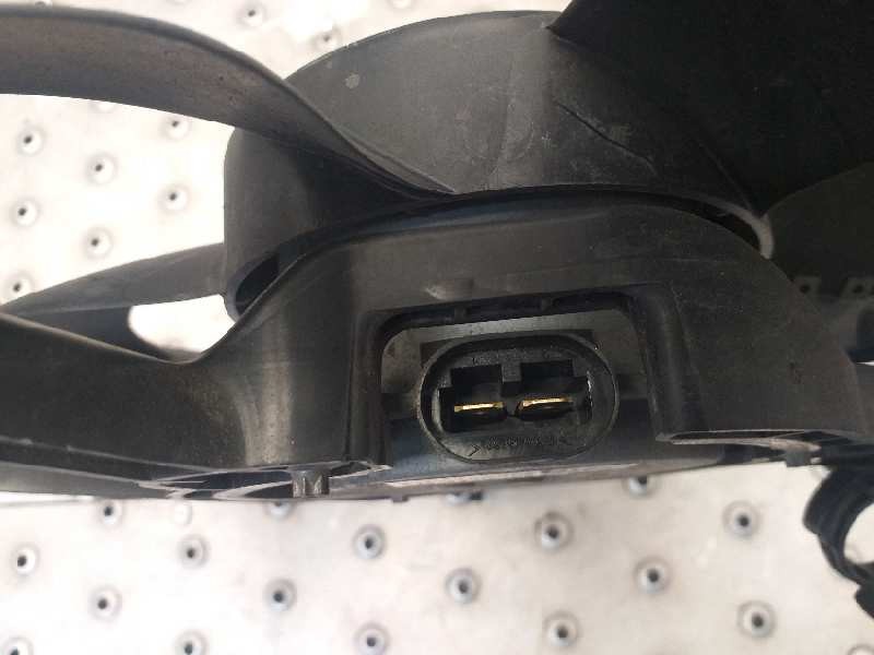 Recambio de electroventilador para renault twingo authentique referencia OEM IAM 822369312  