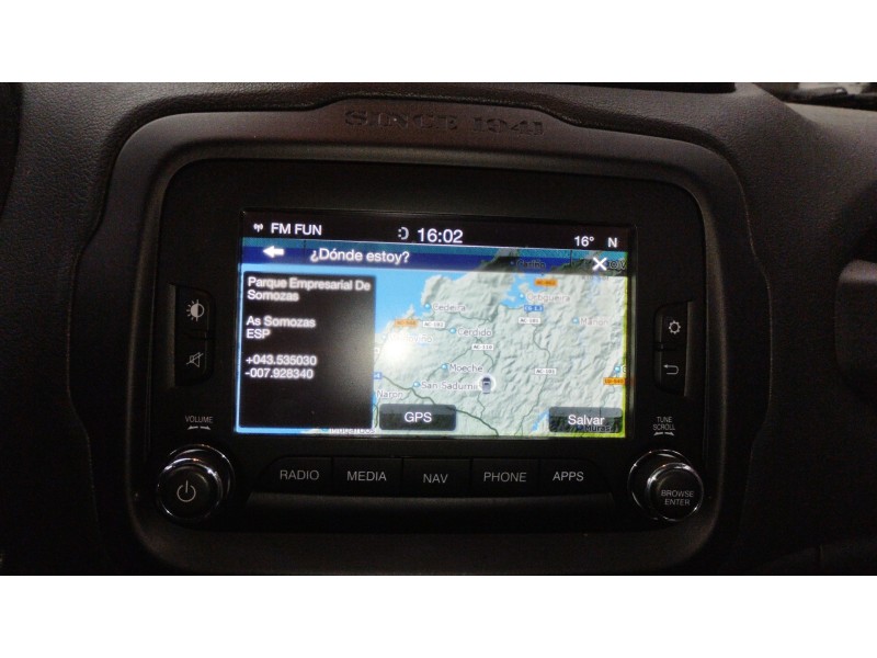 Recambio de sistema navegacion gps para jeep renegade deserthawk 4wd referencia OEM IAM 735655936  