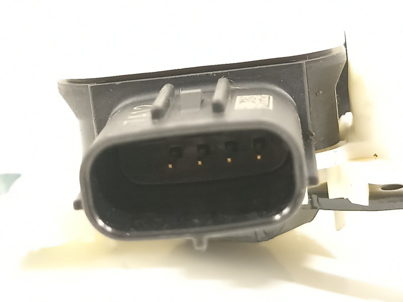 Recambio de sensor para toyota yaris hsd active referencia OEM IAM 8951033030  