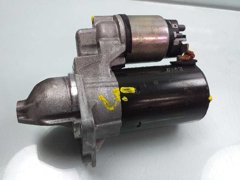 Recambio de motor arranque para opel meriva b design edition referencia OEM IAM 55578921  