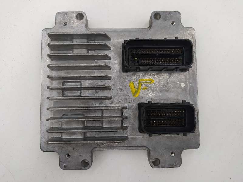 Recambio de centralita motor uce para opel meriva b design edition referencia OEM IAM 12647212 12642927 86AA4N532040007L