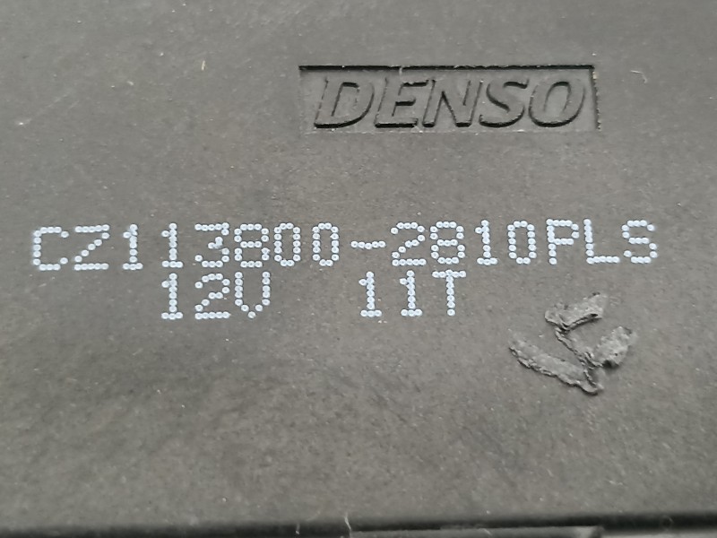 Recambio de motor apertura trampillas climatizador para toyota yaris hsd active referencia OEM IAM CZ1138002810  