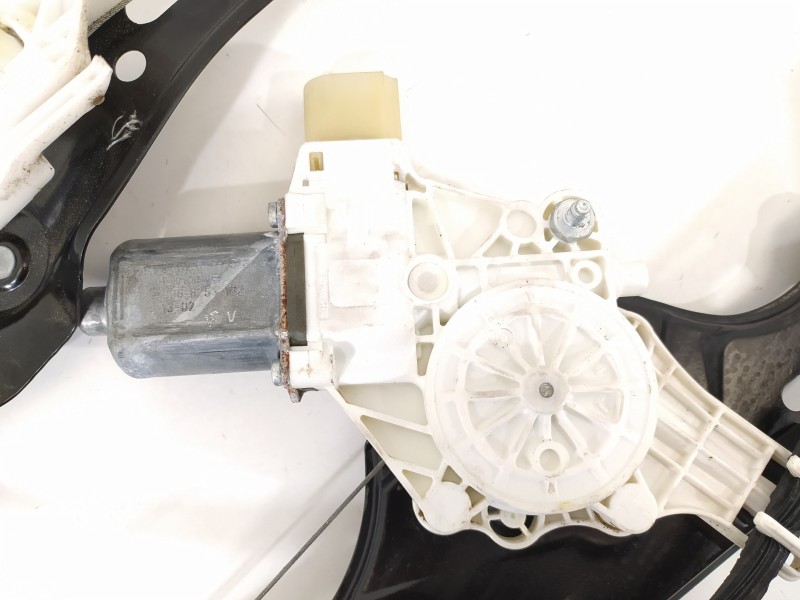 Recambio de elevalunas delantero derecho para bmw x1 (e84) sdrive 18d referencia OEM IAM 6927028 0130822227 