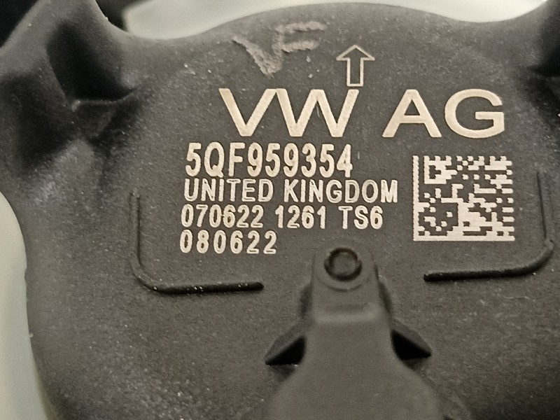 Recambio de sensor para seat arona xperience referencia OEM IAM 5QF959354  