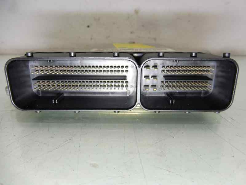 Recambio de centralita motor uce para bmw serie 3 berlina (e46) 320d referencia OEM IAM 13617792024 0281010565 01399787959