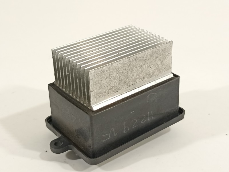 Recambio de resistencia calefaccion para jeep renegade deserthawk 4wd referencia OEM IAM 77367159 7033430213790 