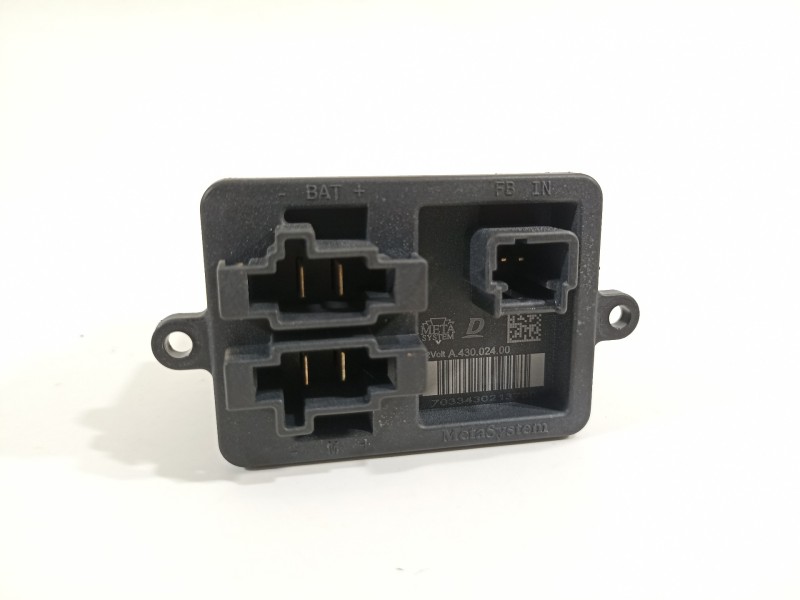 Recambio de resistencia calefaccion para jeep renegade deserthawk 4wd referencia OEM IAM 77367159 7033430213790 