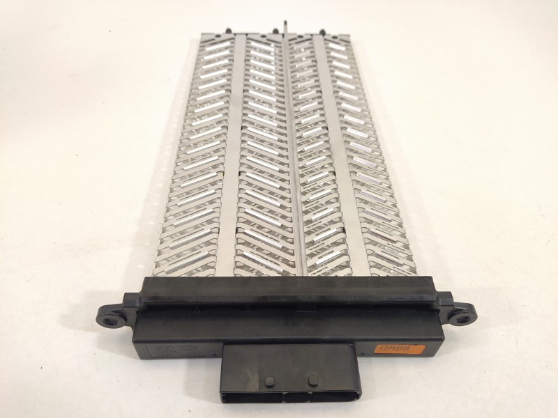 Recambio de resistencia calefaccion para hyundai tucson style 2wd referencia OEM IAM 20051332ST2  