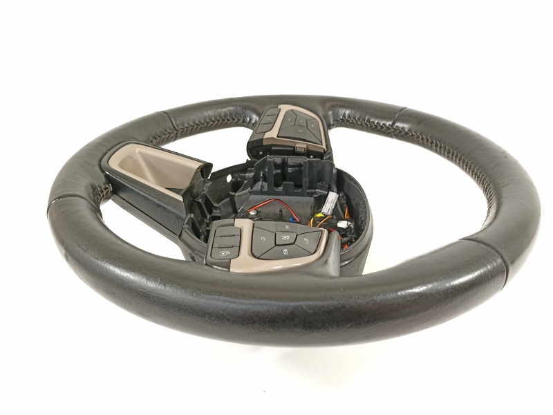 Recambio de volante para jeep renegade deserthawk 4wd referencia OEM IAM 7356613140 71777284 735622856