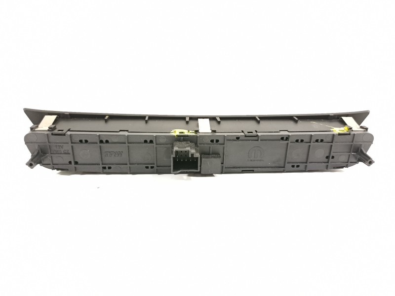 Recambio de warning para jeep renegade deserthawk 4wd referencia OEM IAM 7356350210  