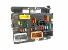 Recambio de caja reles / fusibles para peugeot 207 1.4 16v cat (kfu / et3j4) referencia OEM IAM 9661086980  